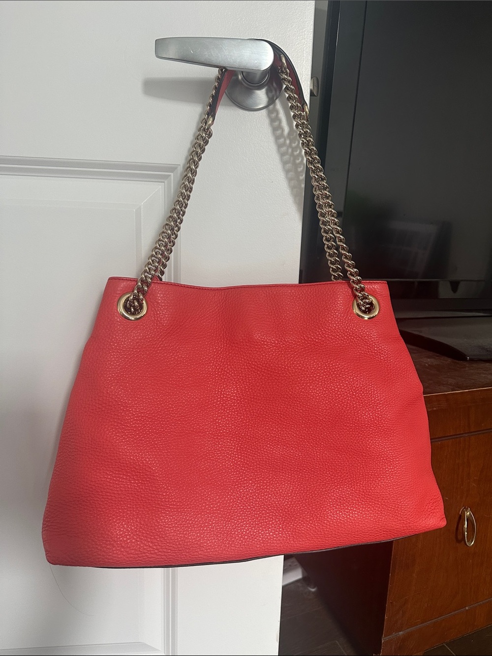 Authentic Gucci soho chain purse - Picture 6 of 16